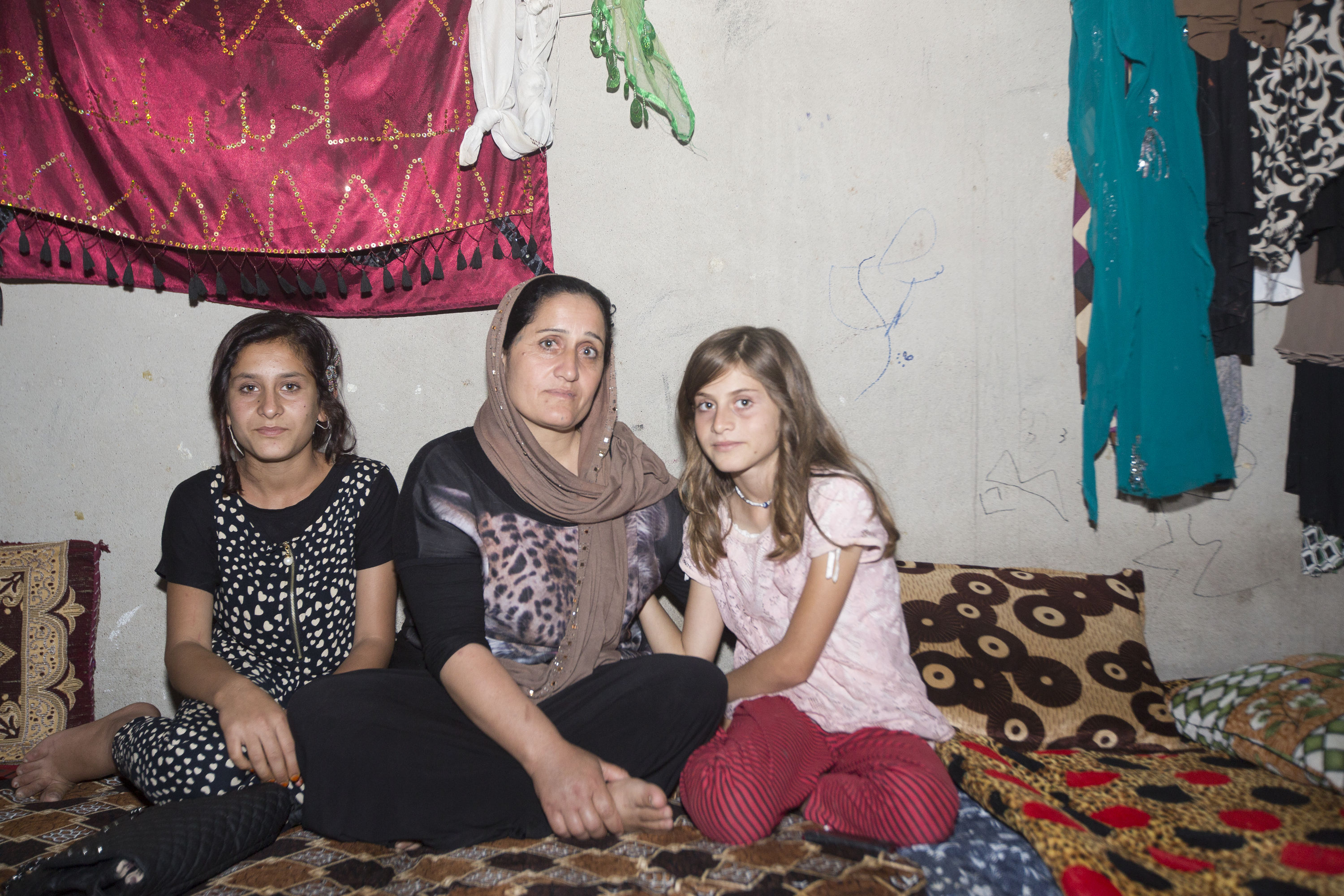 Syria refugee Crisis homepage hero 3 - 1920x650 | Women for Women ...