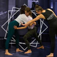 self-defense class