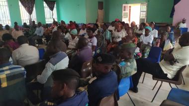 A community forum in the DRC