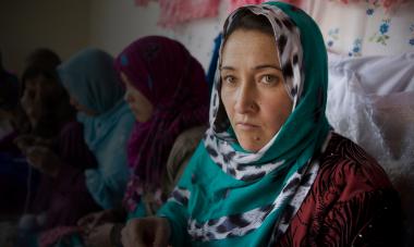 Afghanistan woman green scarf