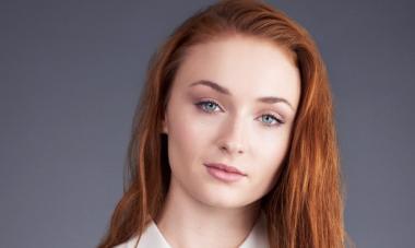 Sophie Turner Headshot